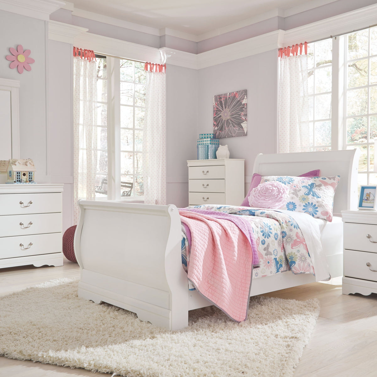 Anarasia - Sleigh Headboard
