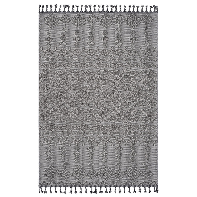 Traditional indoor/outdoor rug, gray geometric pattern with tasseled ends