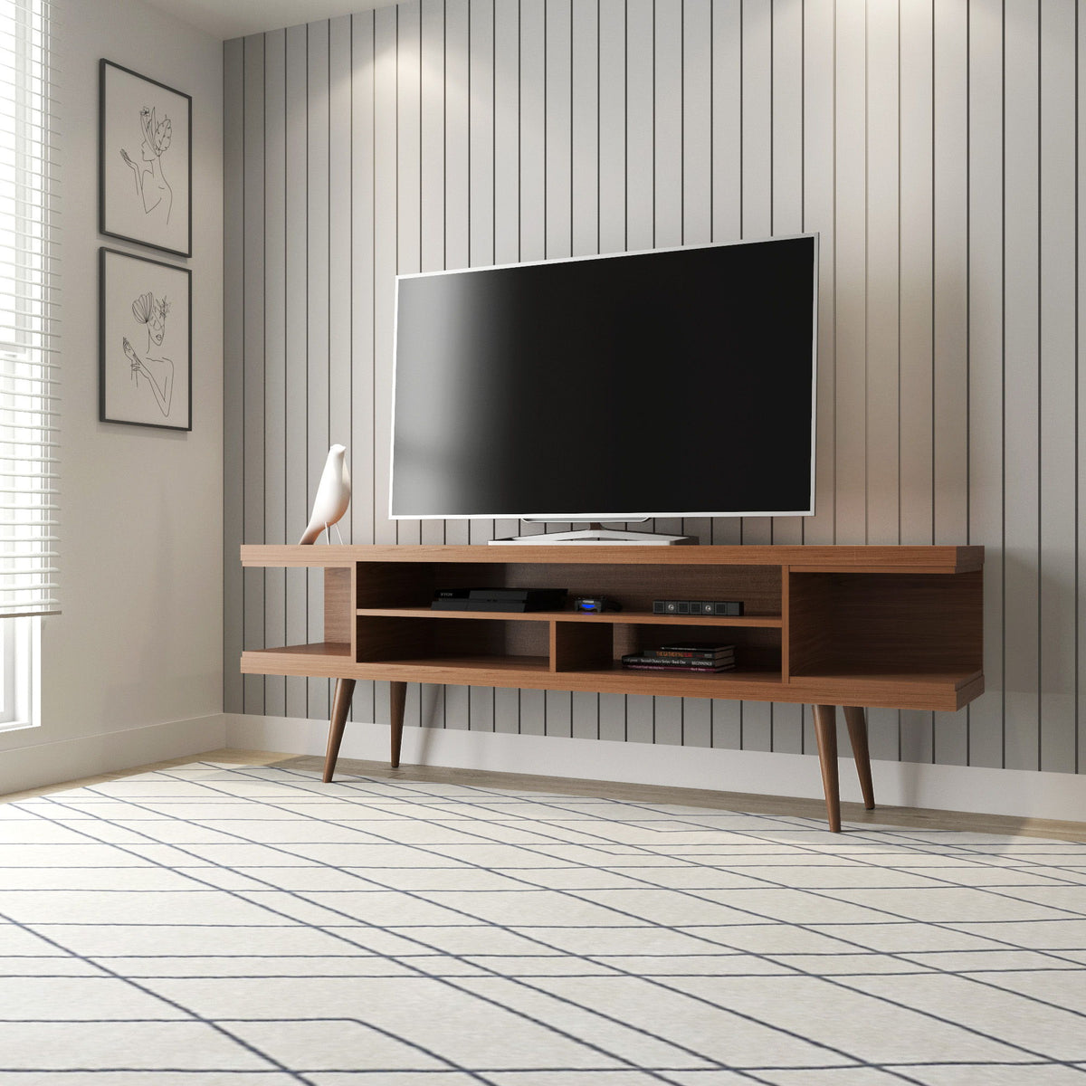 Manhattan Utopia - TV Stand