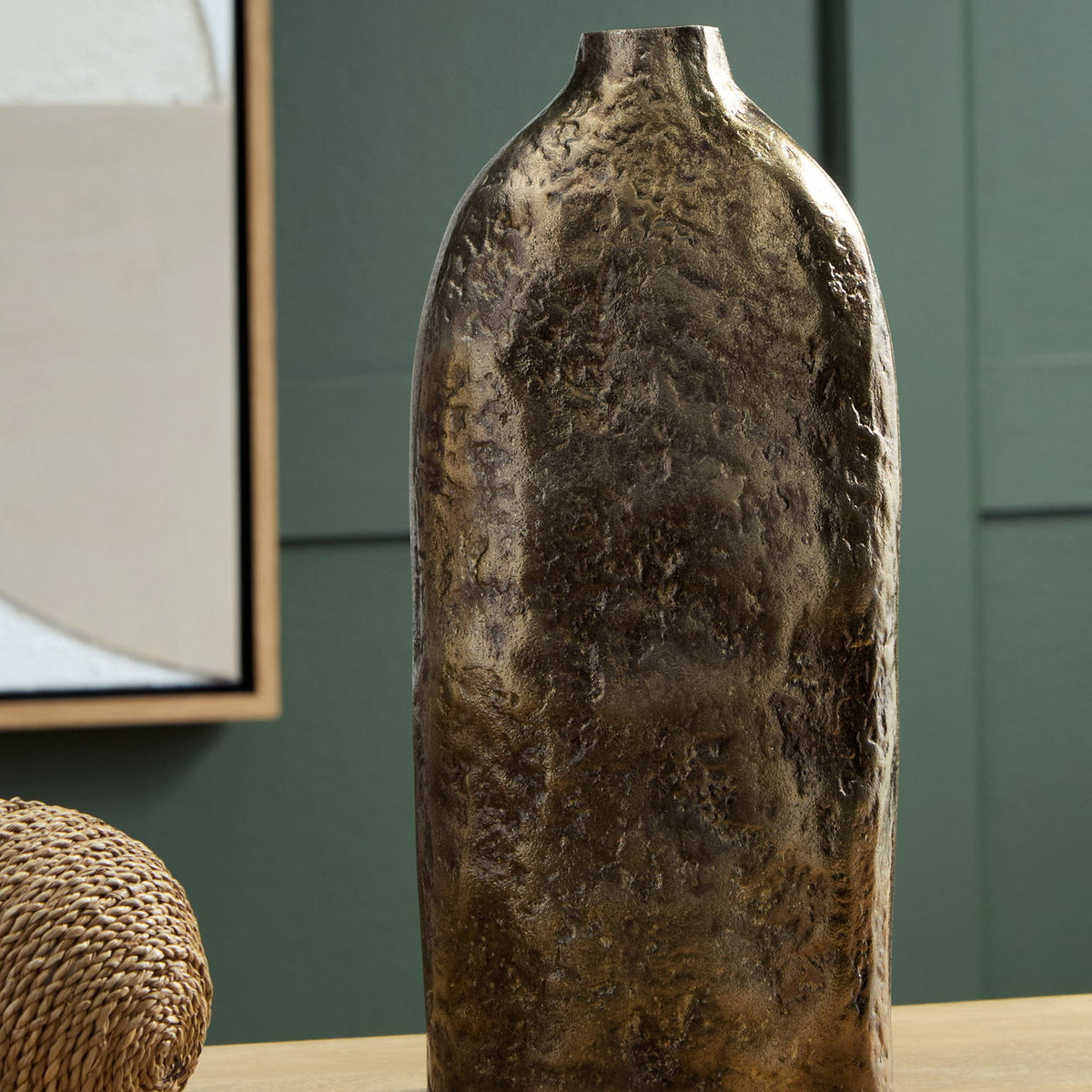 Wallmond - Vase