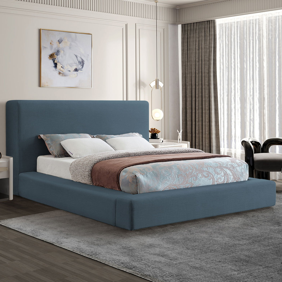 Devin - Bed