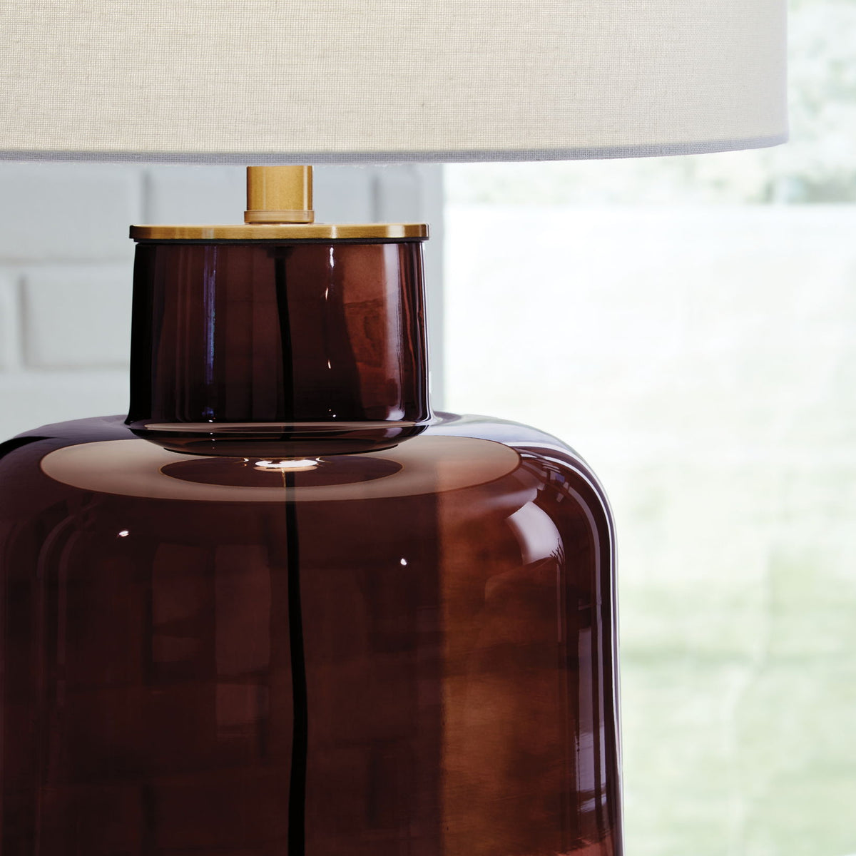 Mette - Glass Table Lamp - Brown / Gold Finish