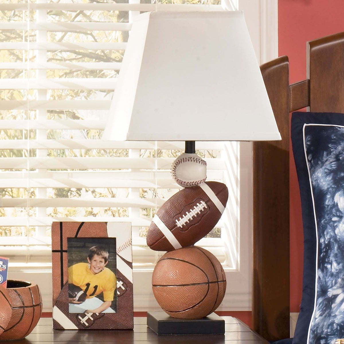 Nyx - Orange - Poly Table Lamp