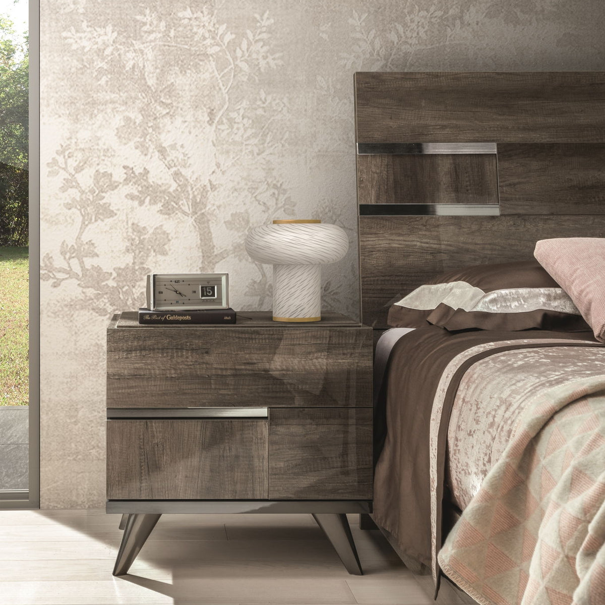 Medea - Nightstand - Dark Brown