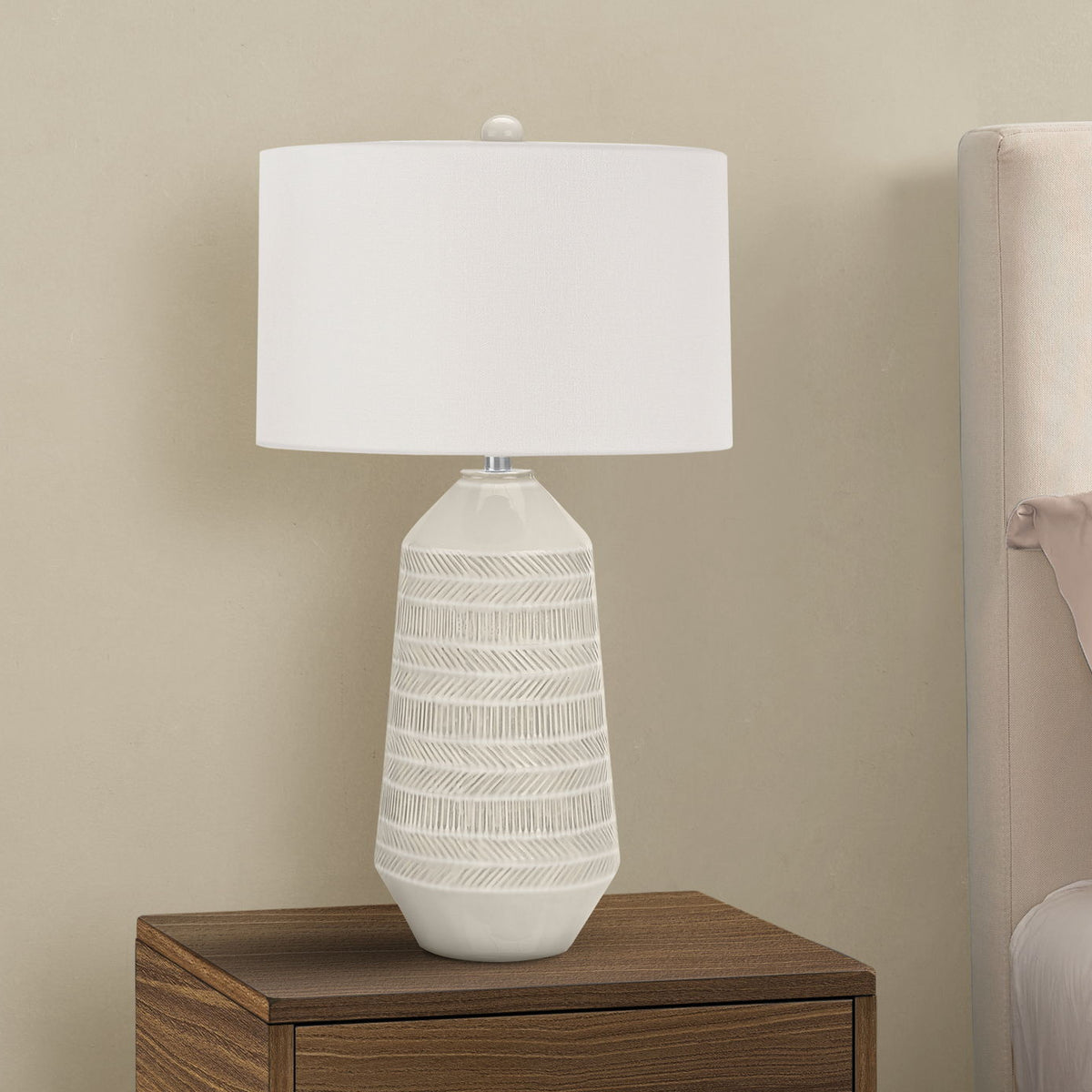 Contemporary Lighting, Table Lamp, Ceramic - Cream
