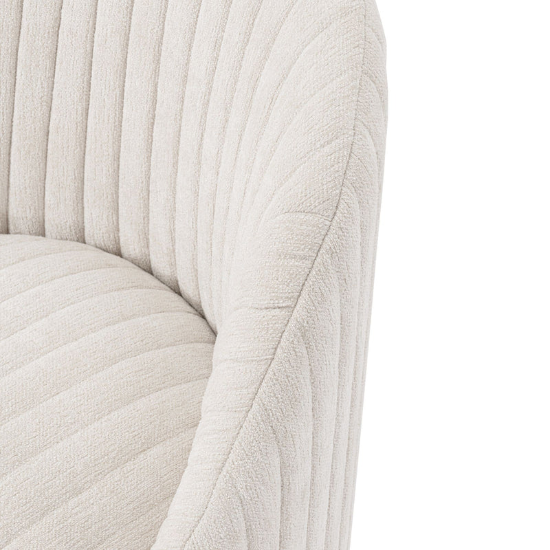 Manhattan Leela - Swivel Lounge Chair