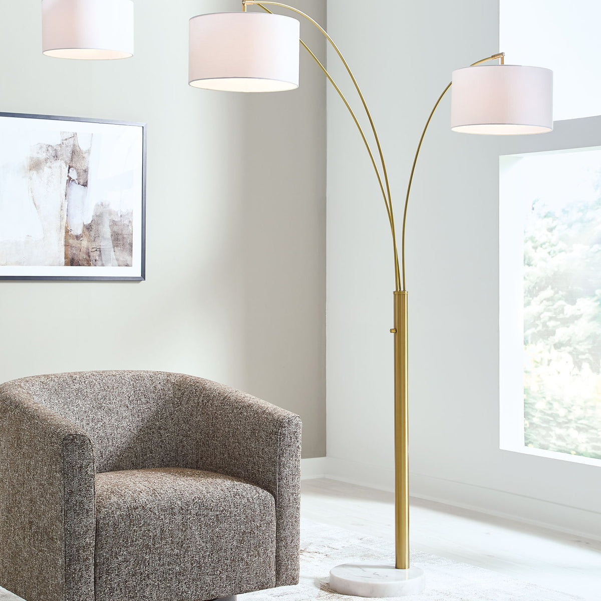 Valo - Metal Arc Lamp - Gold Finish