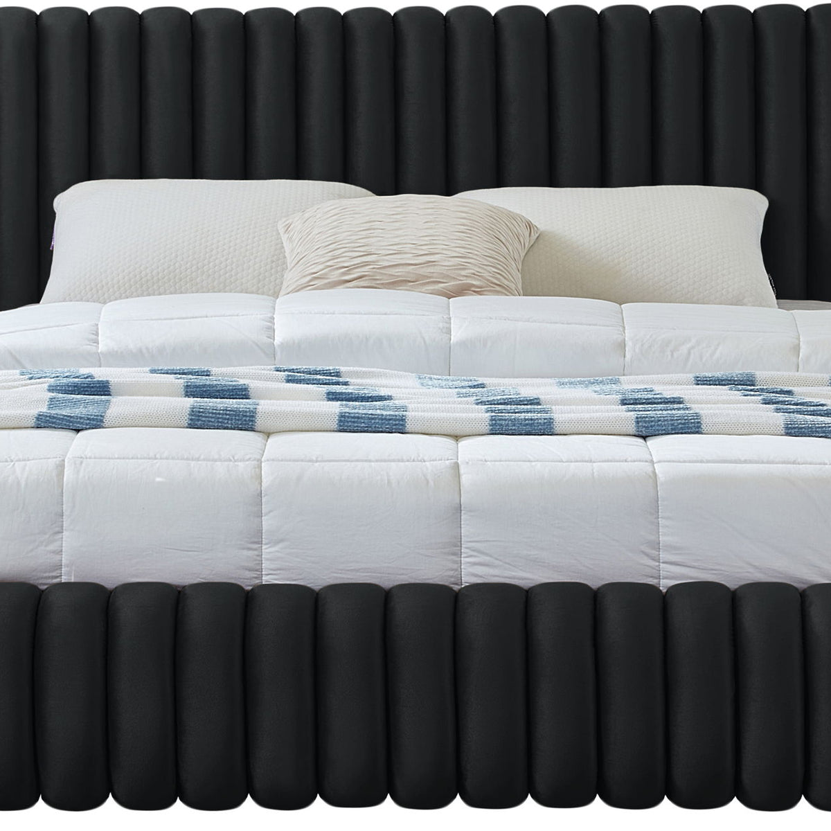 Nico - Bed