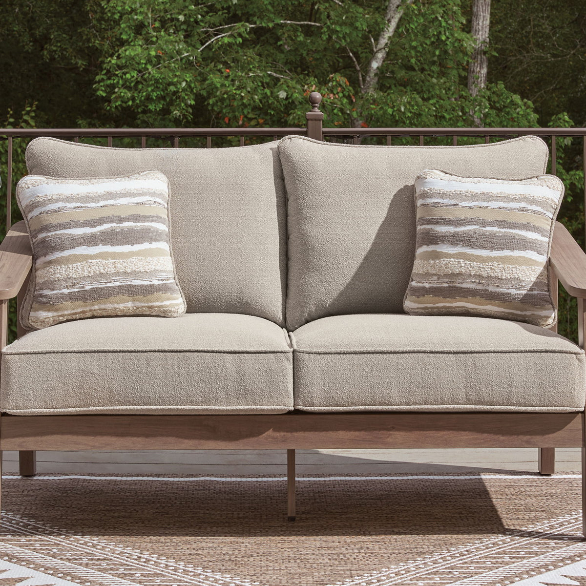 Harmony Headlands - Loveseat With Cushion - Natural / Gray