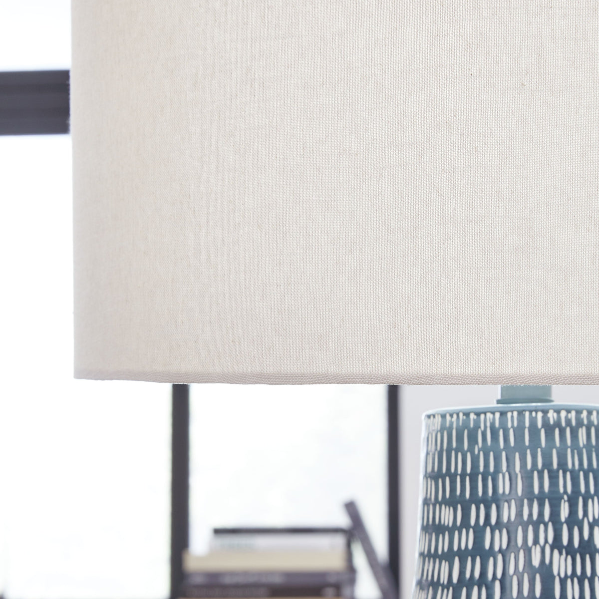 Schylarmont - Antique Gray / White - Metal Table Lamp