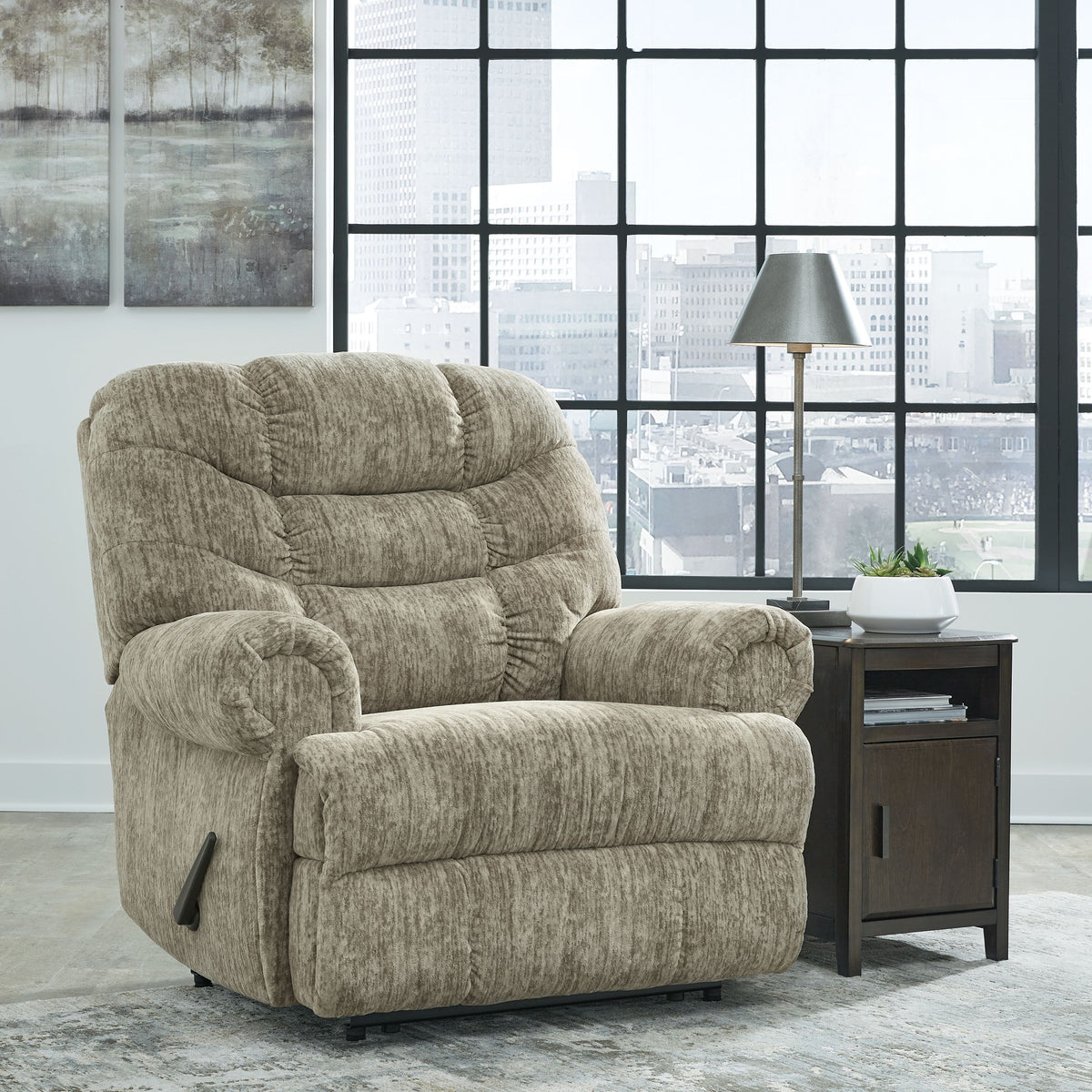 Movie Man - Zero Wall Recliner