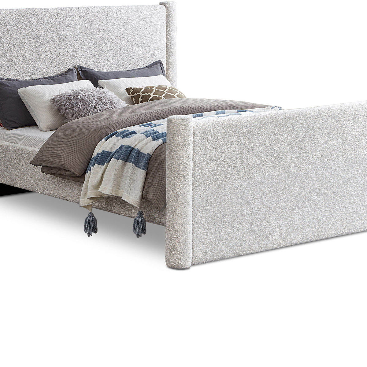 Elias - Boucle Bed