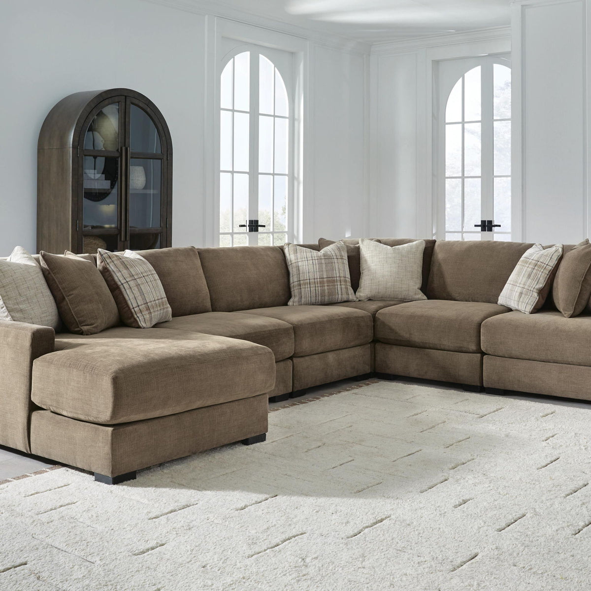 Camellia-Court - Sectional