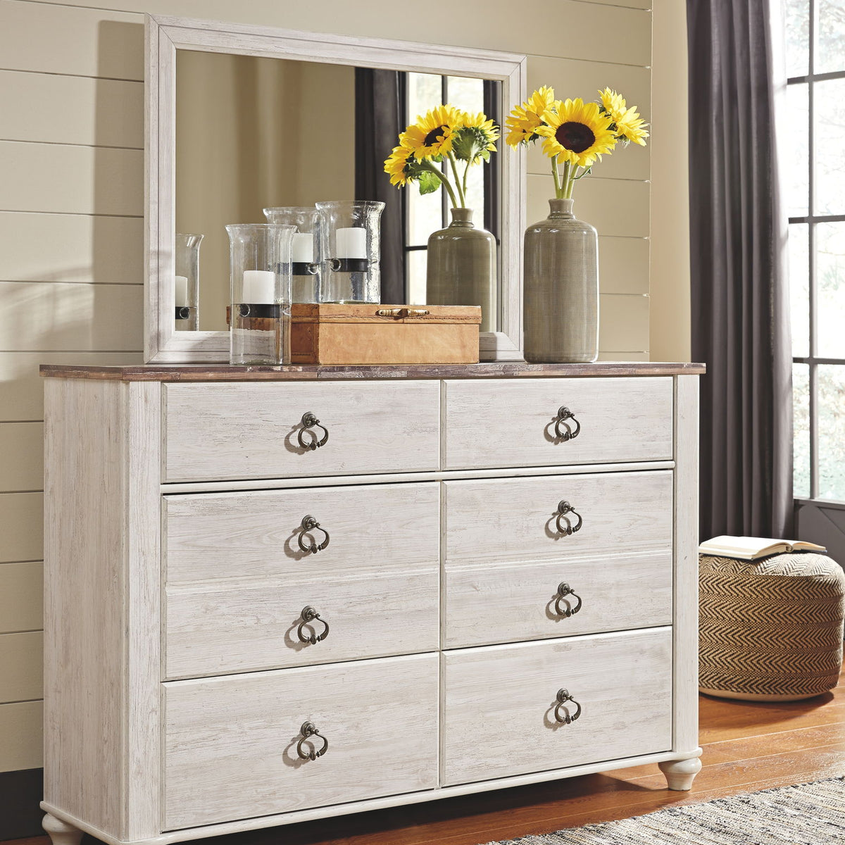 Willowton - Dresser, Mirror