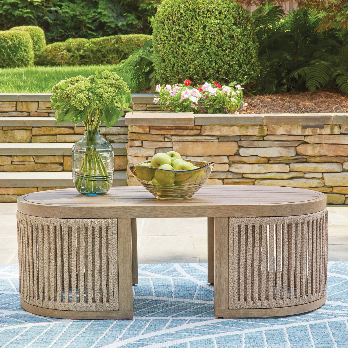 Serena Shores - Beige - Rectangular Cocktail Table
