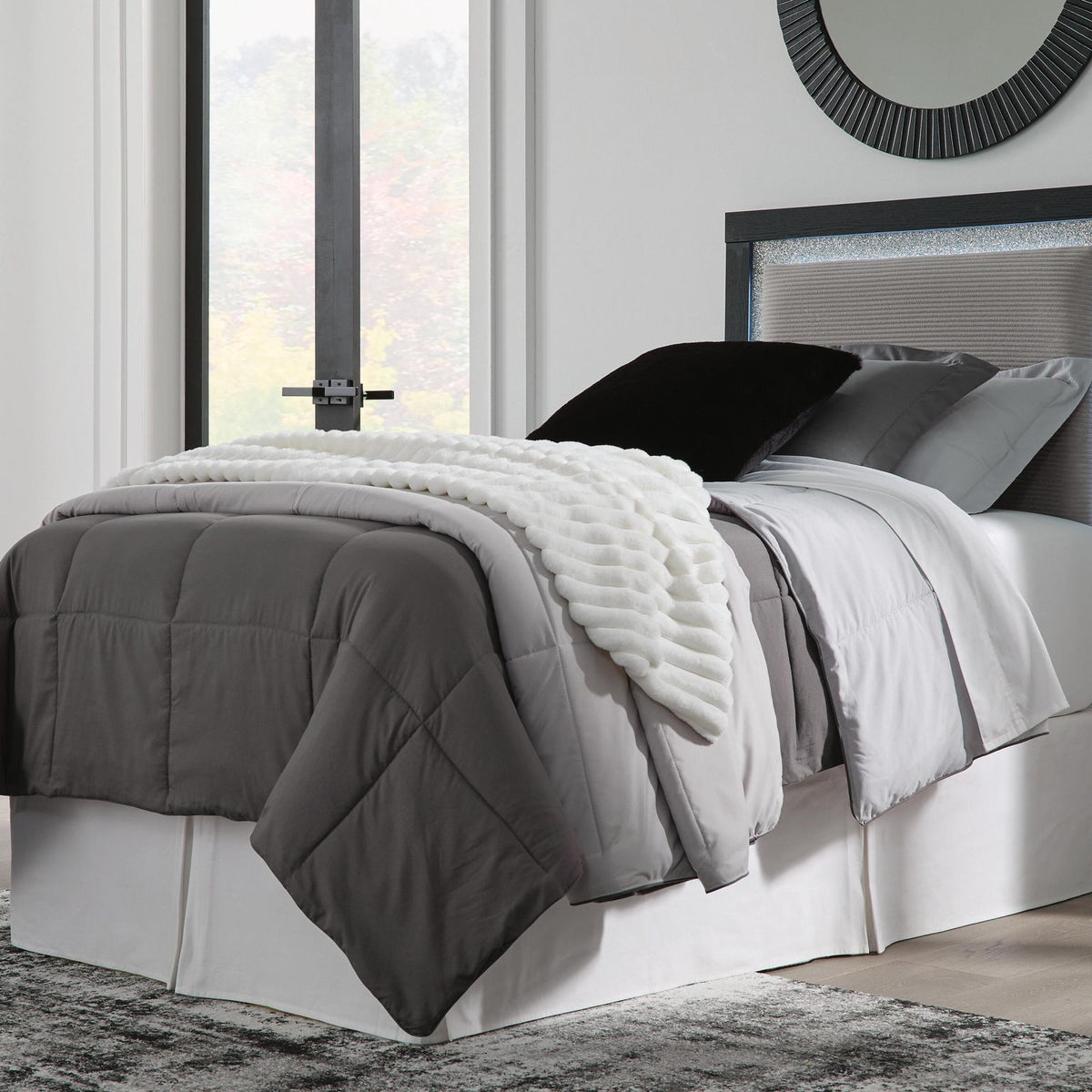 Maeling - Upholstered Panel Headboard