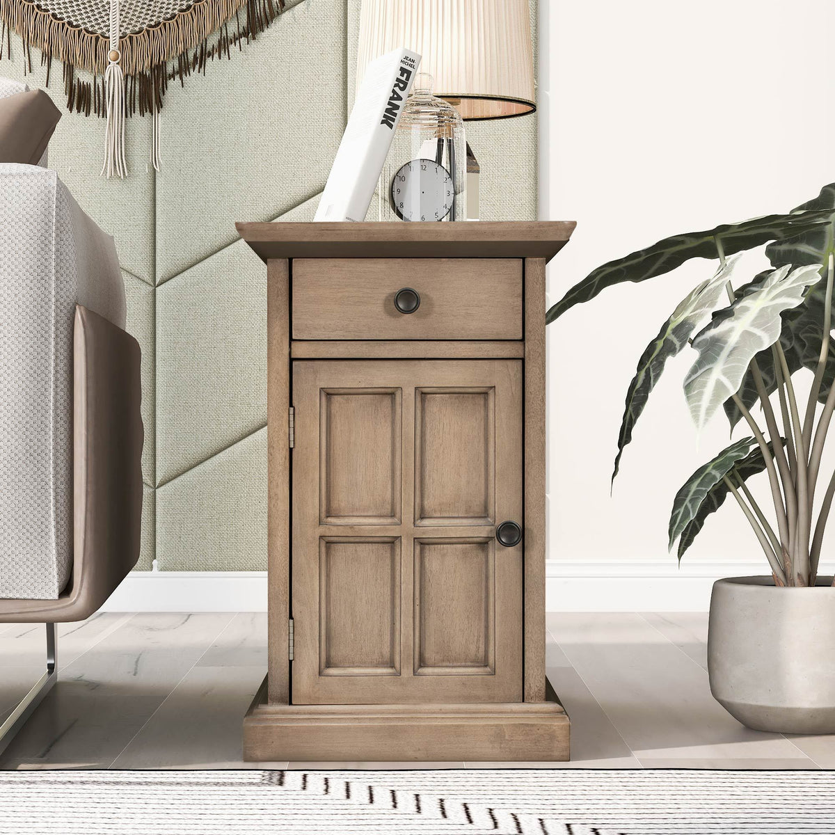 24905317