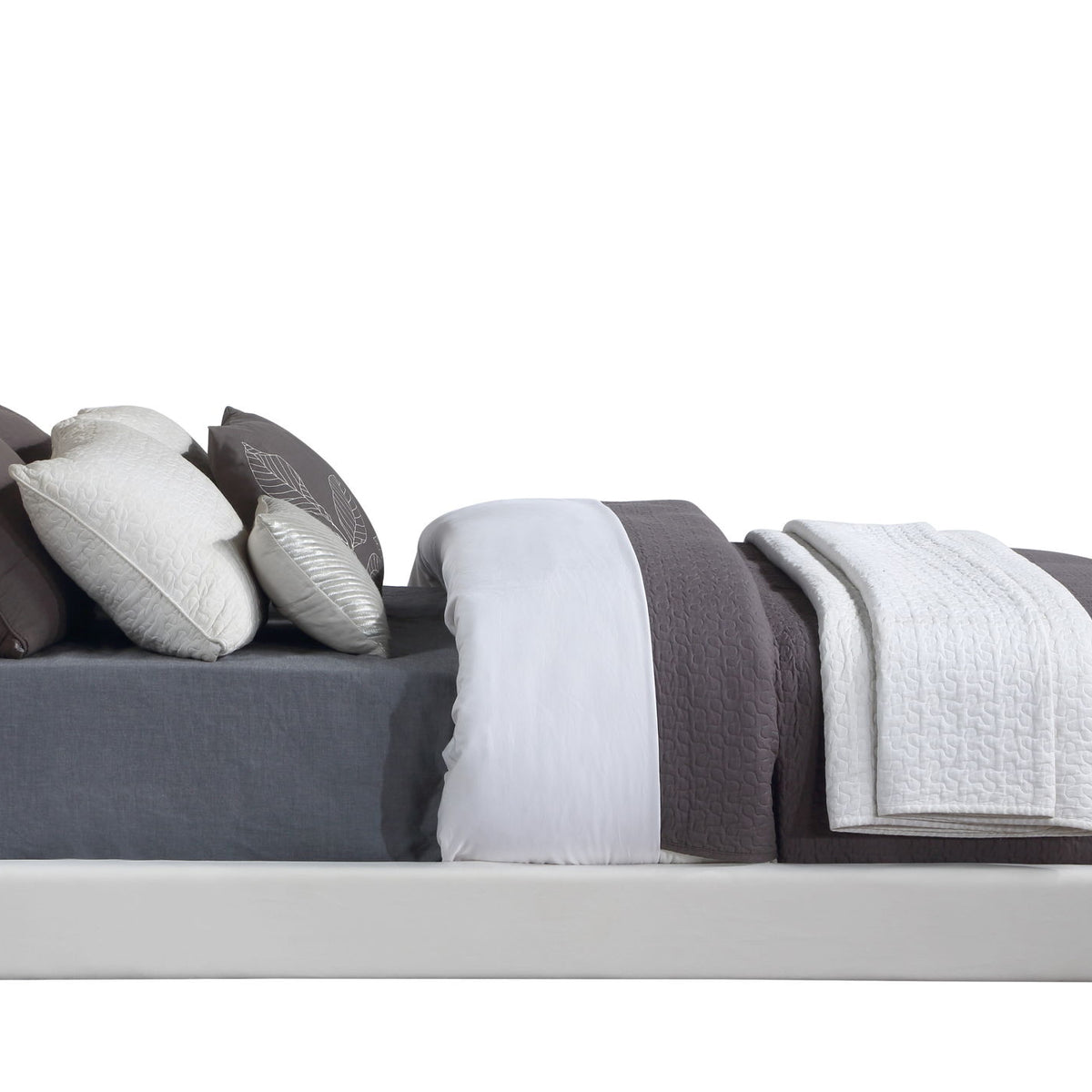 Harlie - Bed