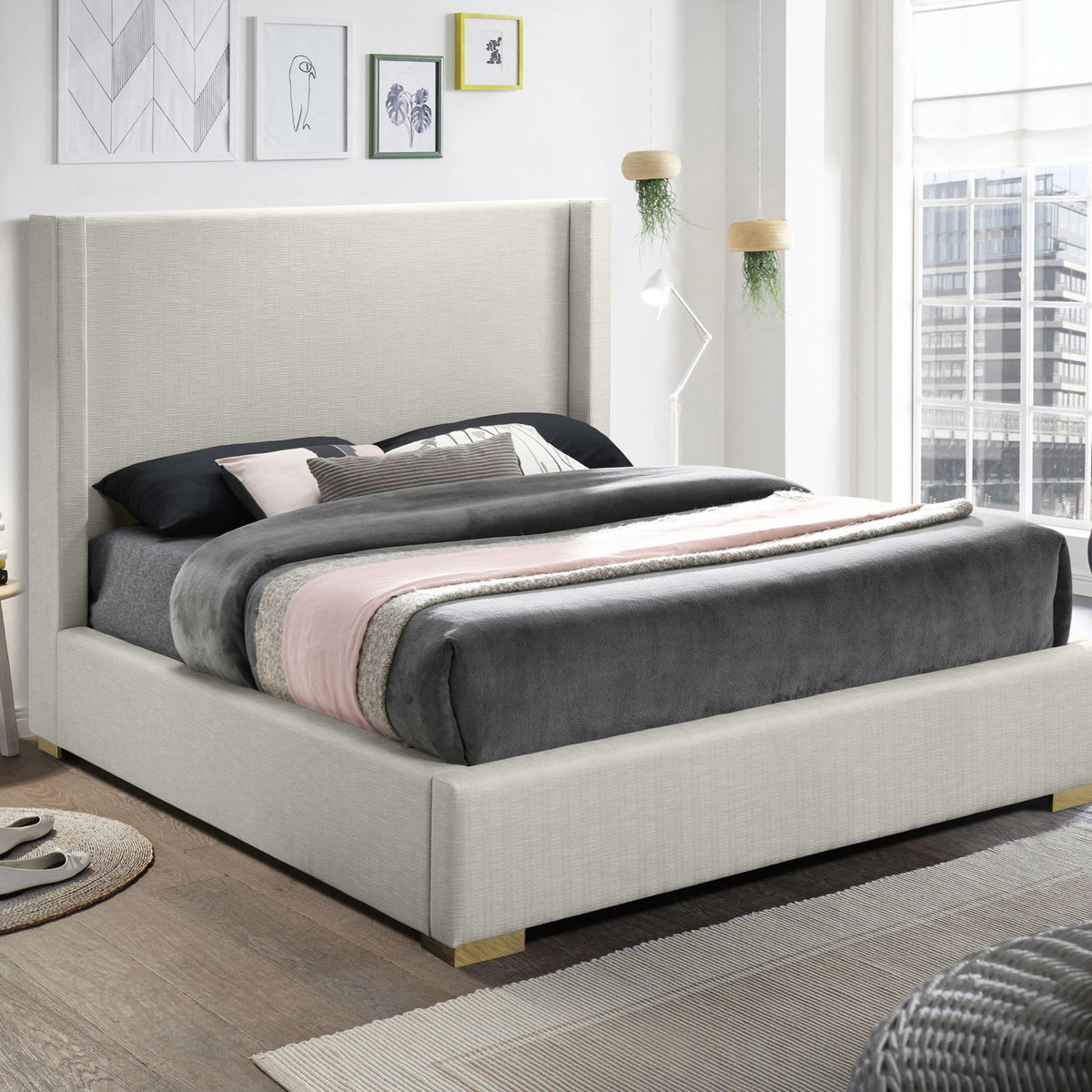 Royce - Bed