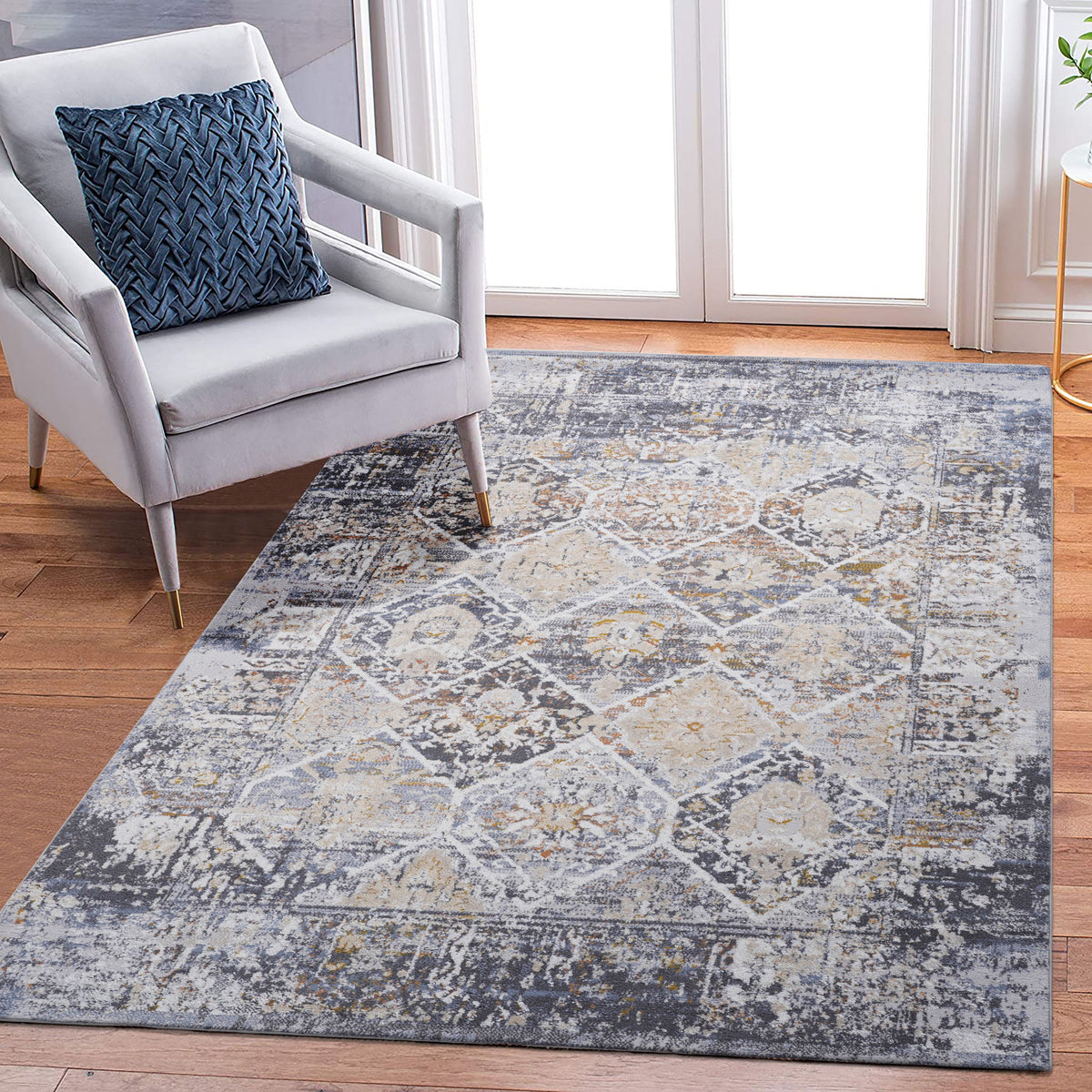 6x9 traditional area rug, light gray and blue with cream medallion pattern