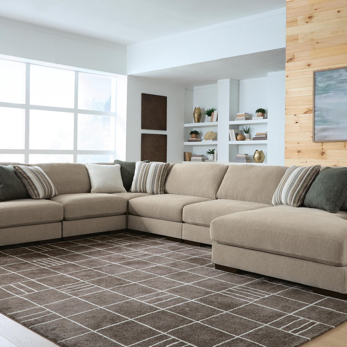 Linenhause - Sectional