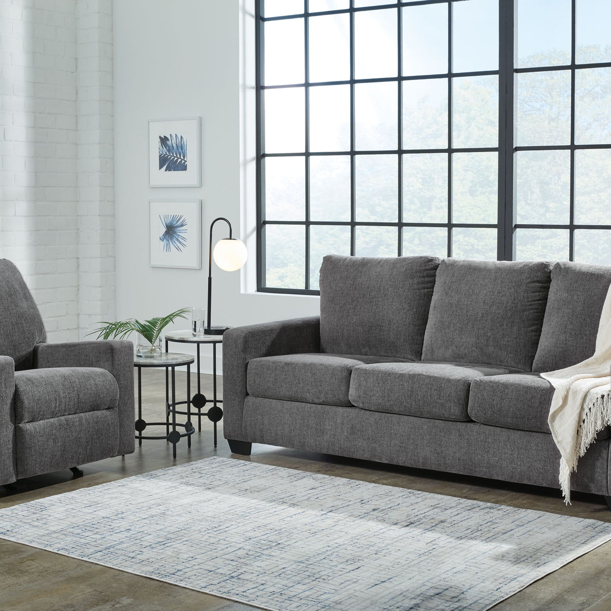 Rannis - Living Room Set