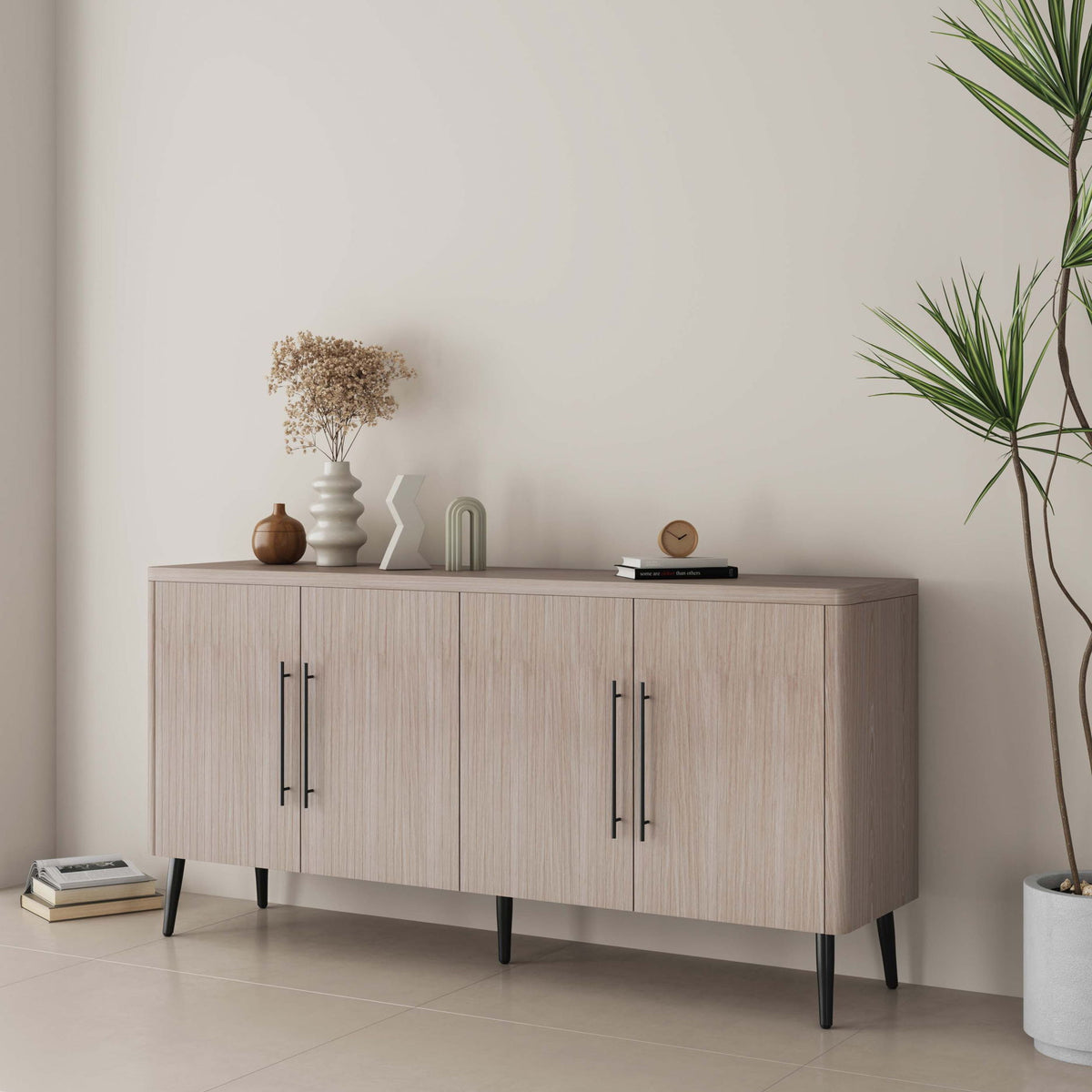 Manhattan Jodie - Sideboard