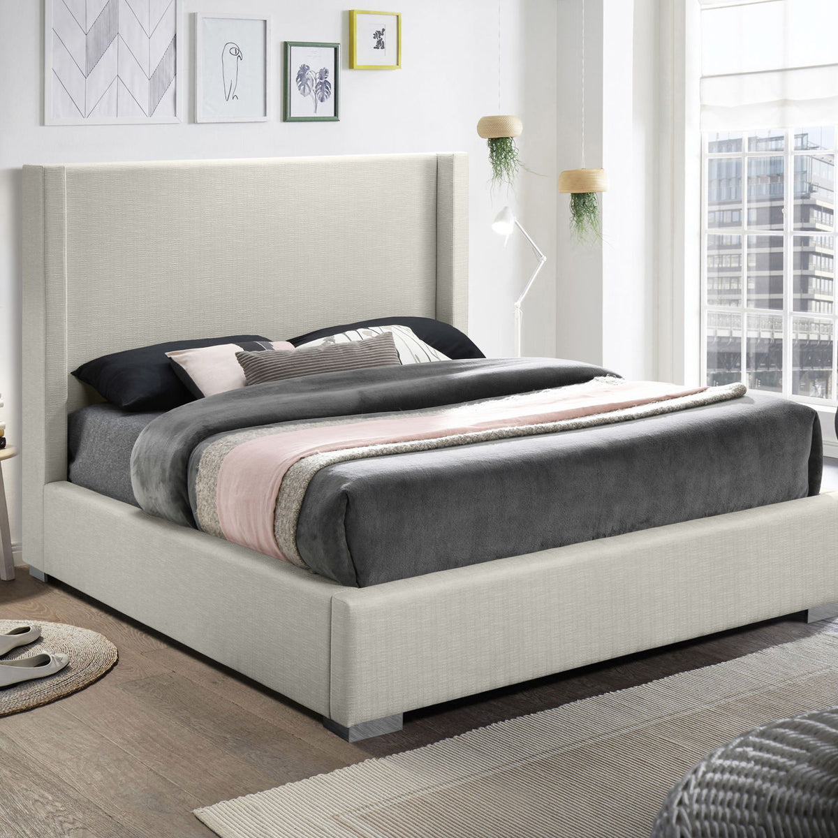 Royce - Bed