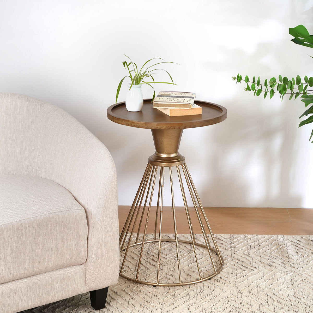 Hollow - Edge Retro Art Pine Side Table With Antique And Natural Color, Iron And Pine Construction - Antique Gold / Natural