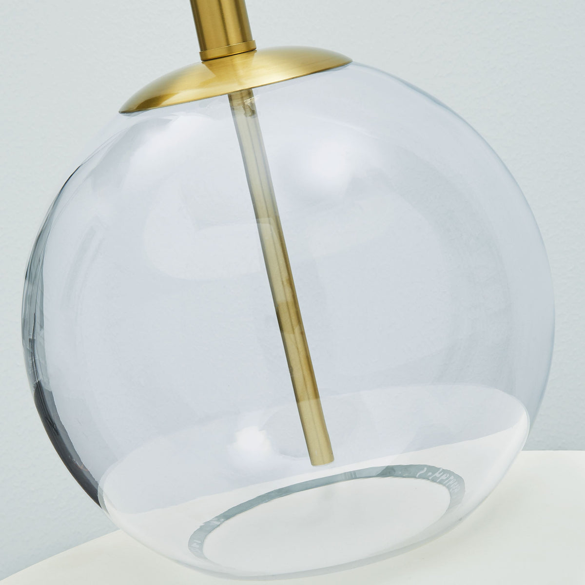 Samder - White - Glass Table Lamp