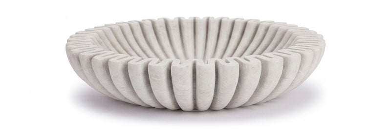 Shallow decorative bowl with concentric ribbing and scalloped rim, light gray.