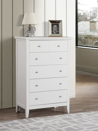 White chest of drawers with five drawers and round silver knobs