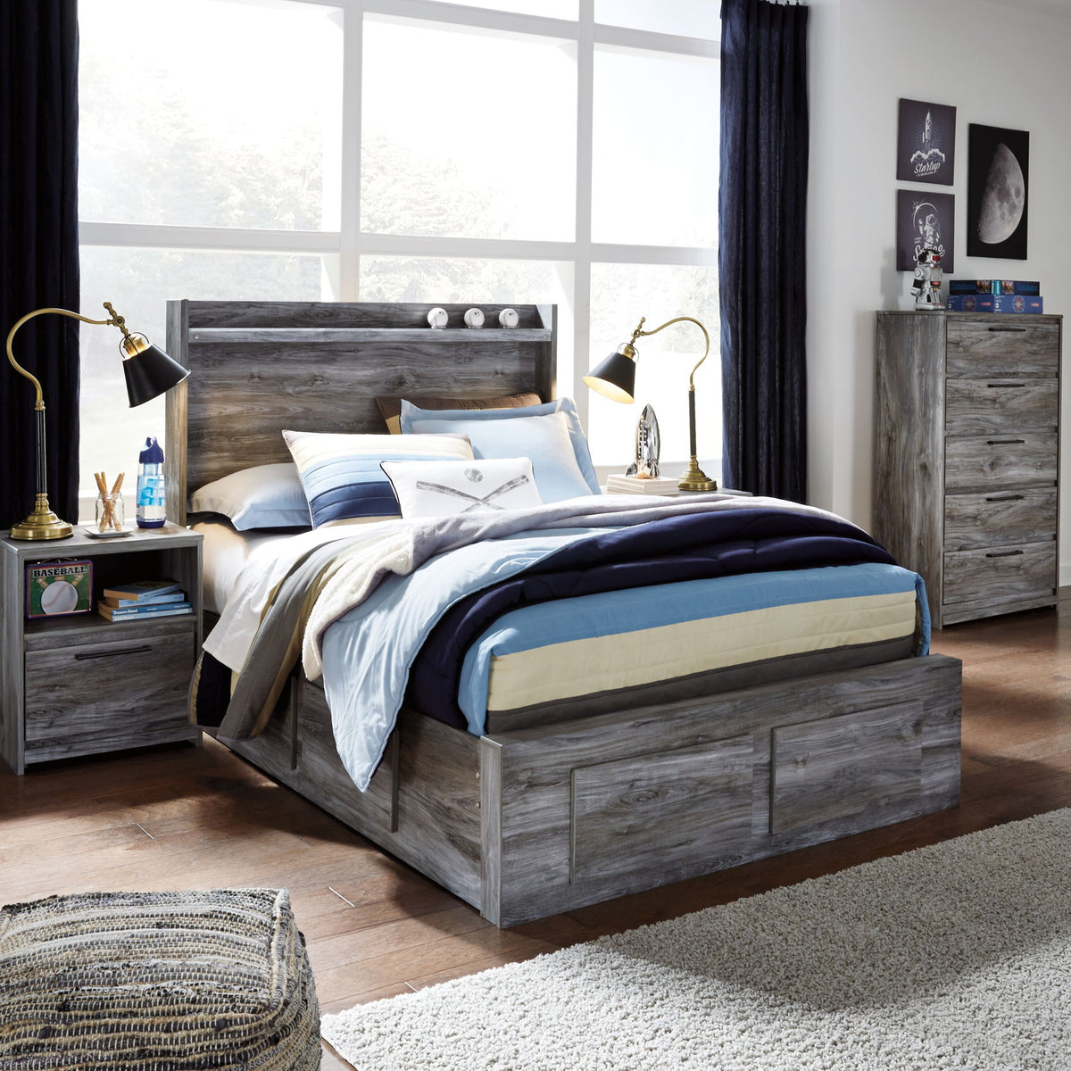 Baystorm - Panel Bed