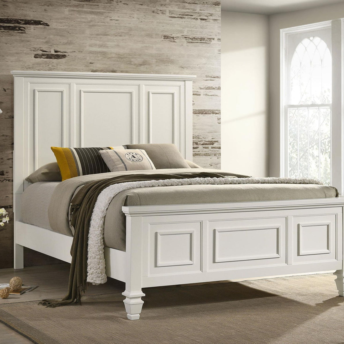 Sandy Beach Wood Queen Panel Bed Cream White