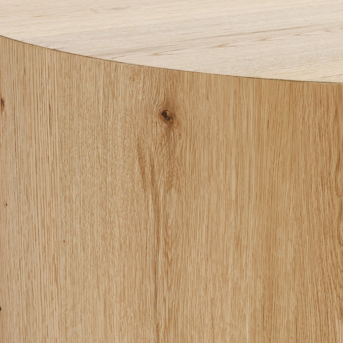 Natural round coffee table tabletop with light wood grain and smooth edge
