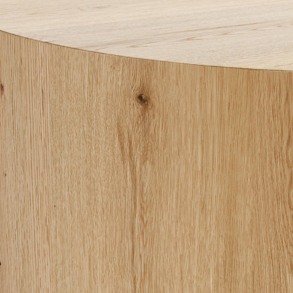 Natural round coffee table tabletop with light wood grain and smooth edge