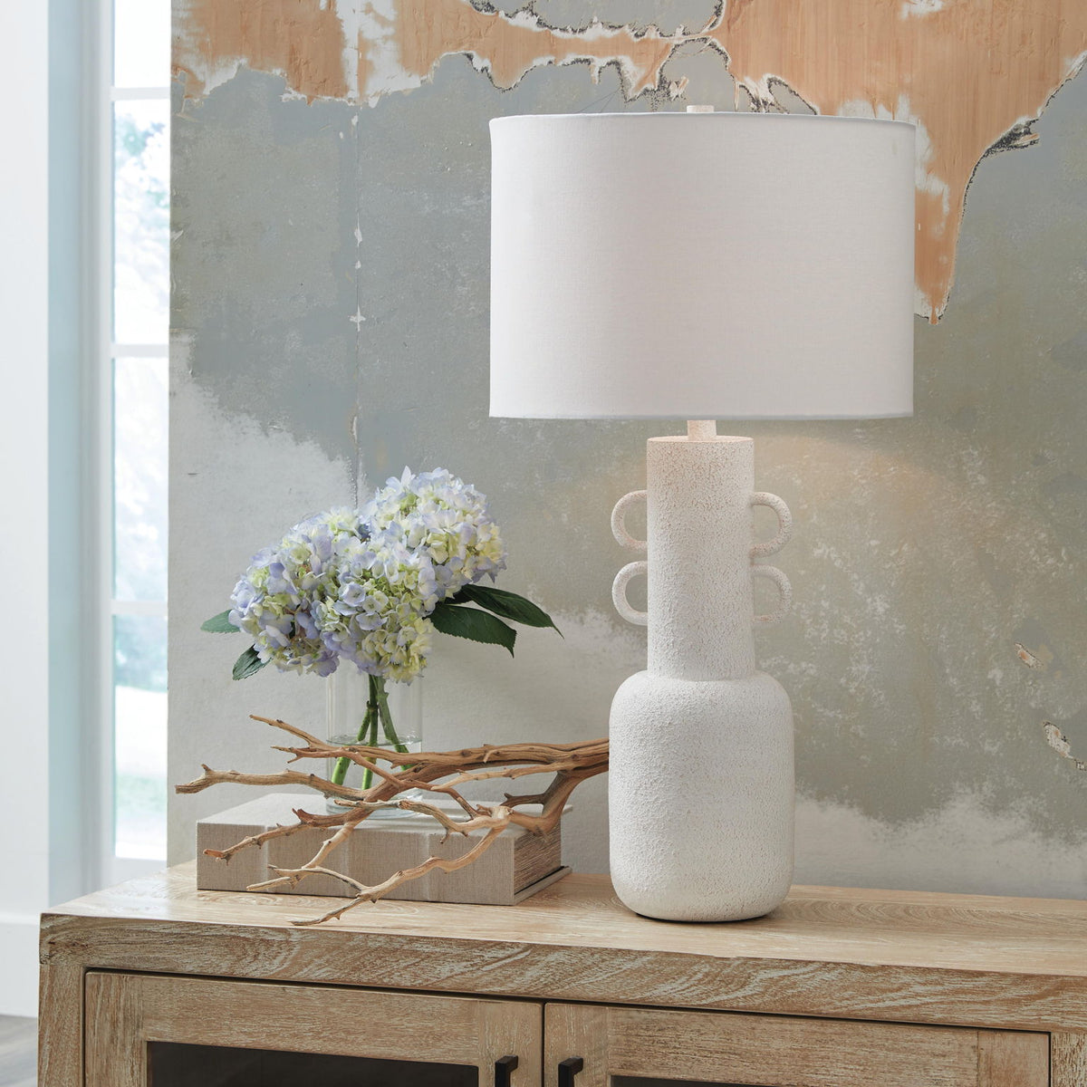 Perringhill - Metal Table Lamp - Distressed White