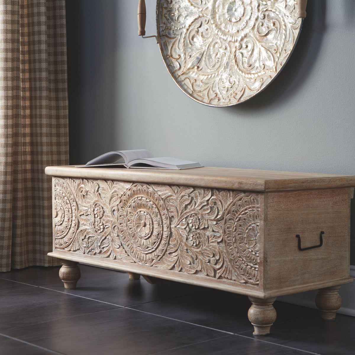 Fossil Ridge - Storage Bench - Beige