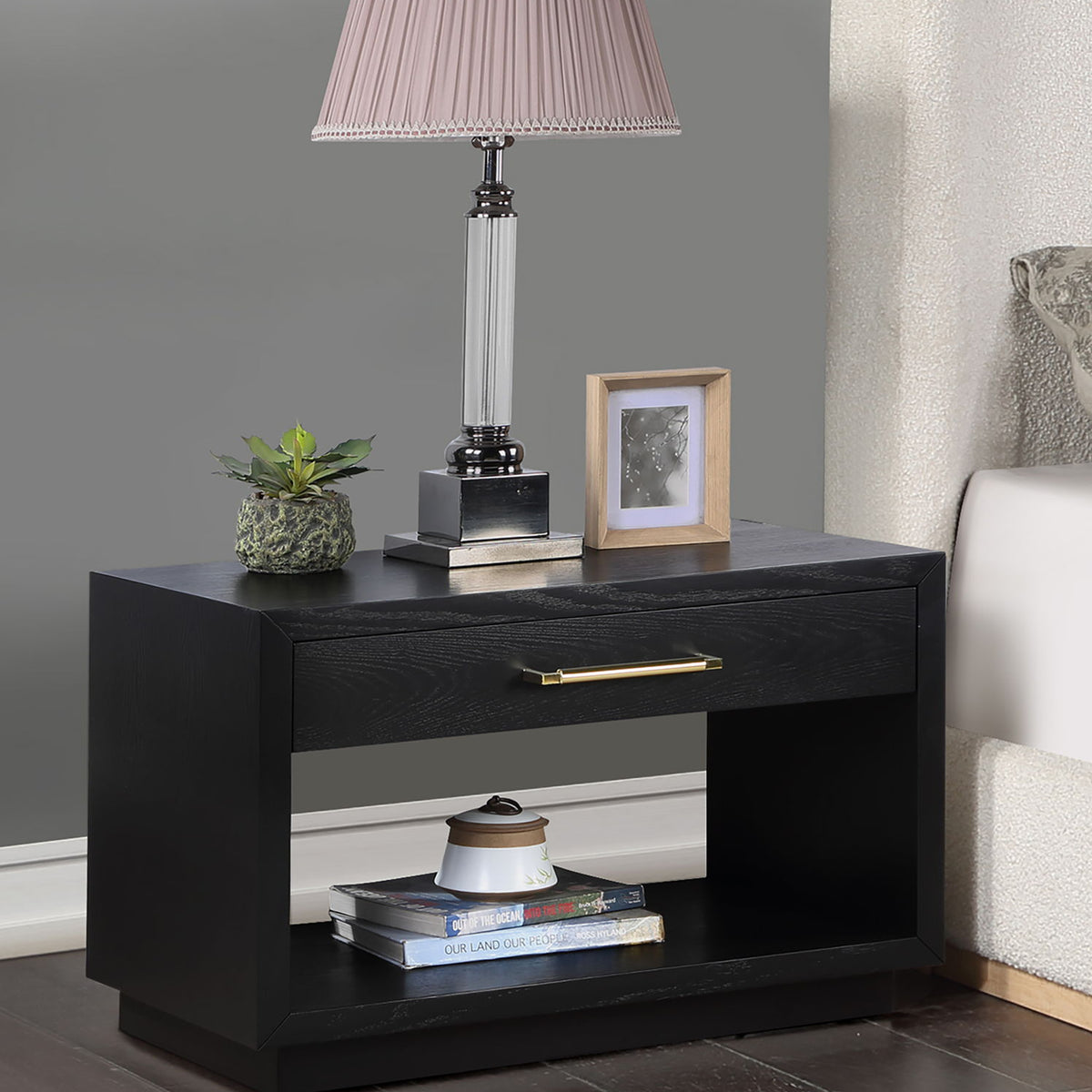 Avery - Night Stand