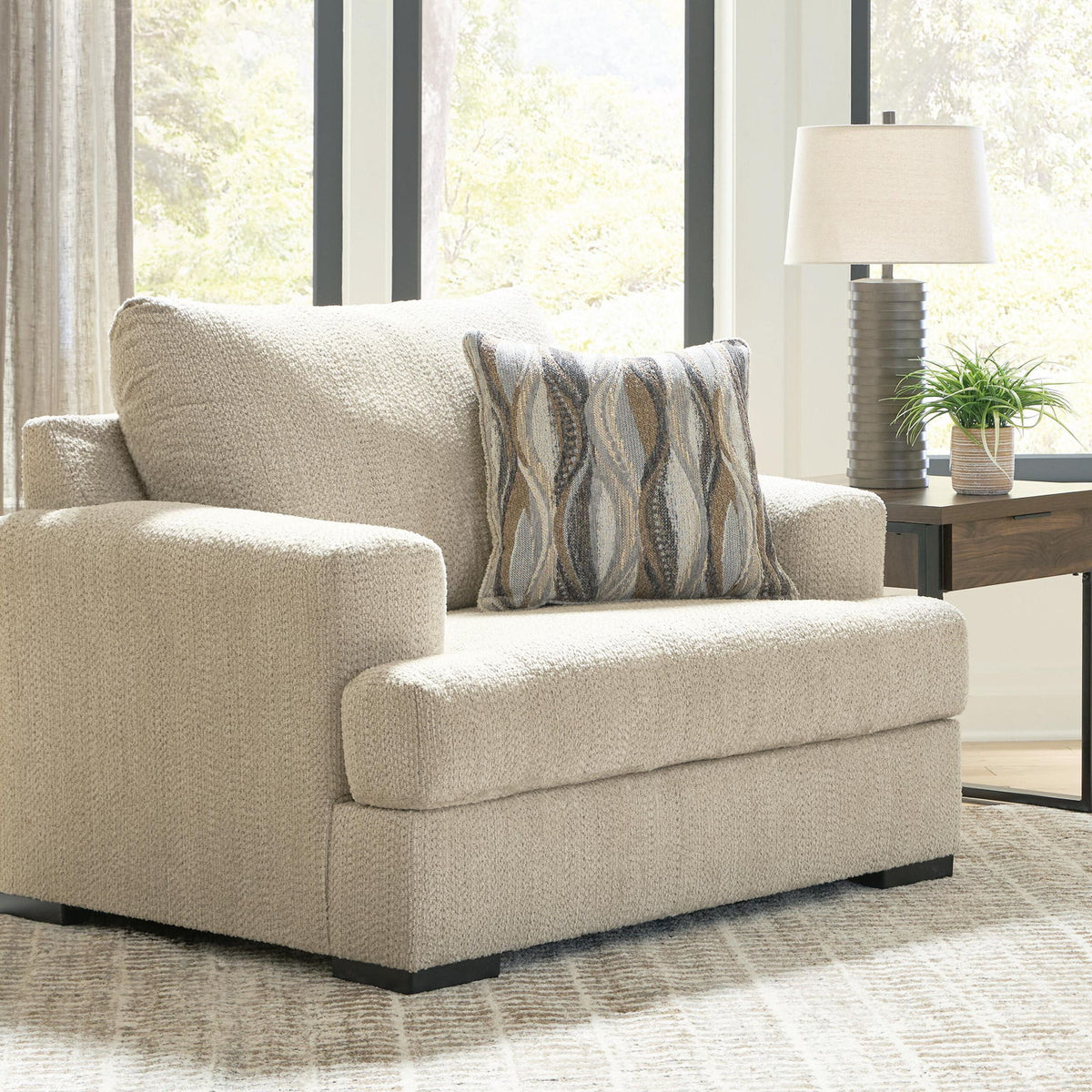 Lofwood - Chair And A Half