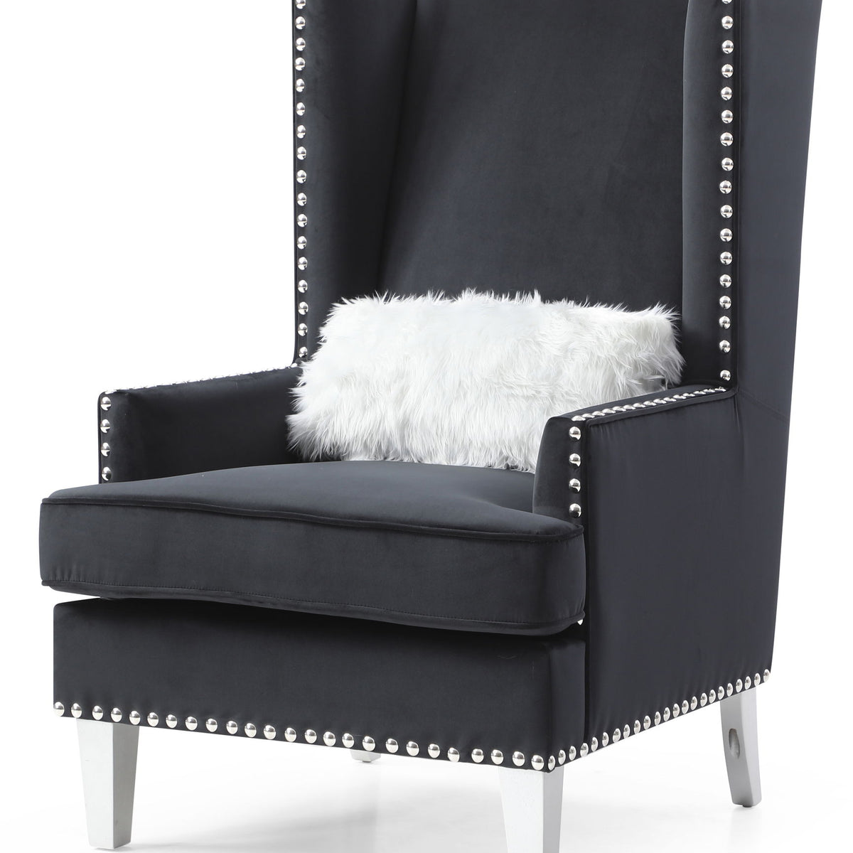 Elegant Traditional Accent Chair