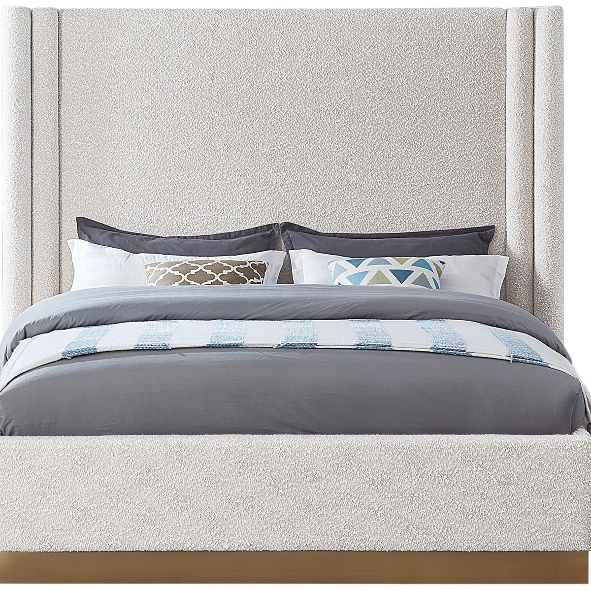 Halton - Bed