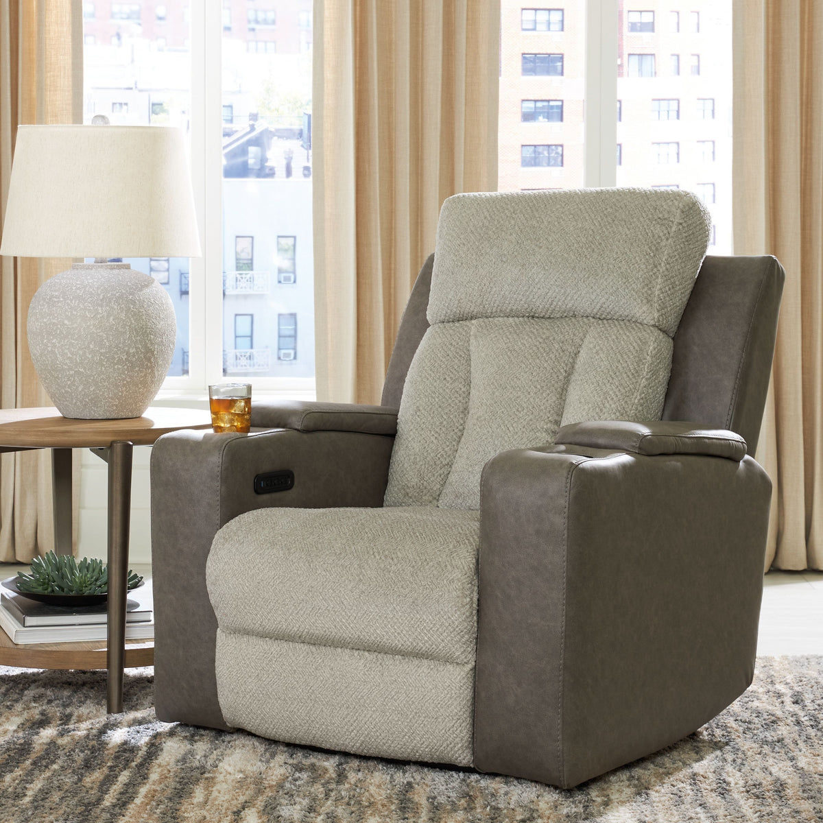 WhipLash - Power Recliner With Adj Headrest - Sisal