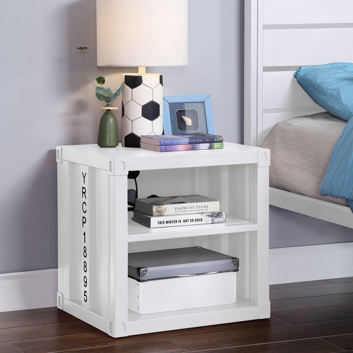 Cargo - Nightstand With USB