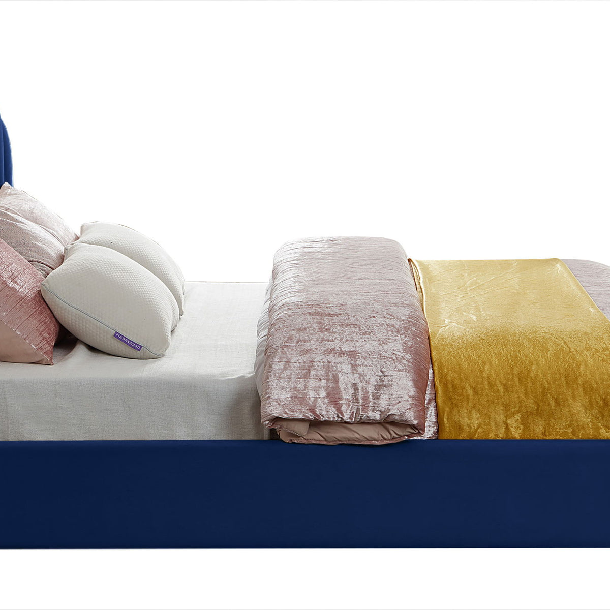 Lily - Bed