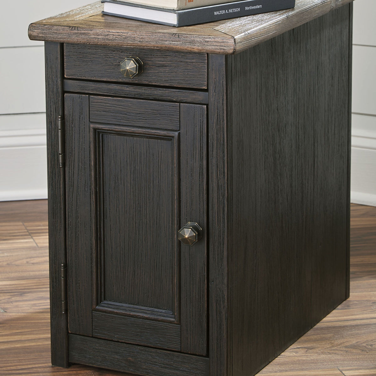 Tyler Creek - Chair Side End Table - Grayish Brown / Black
