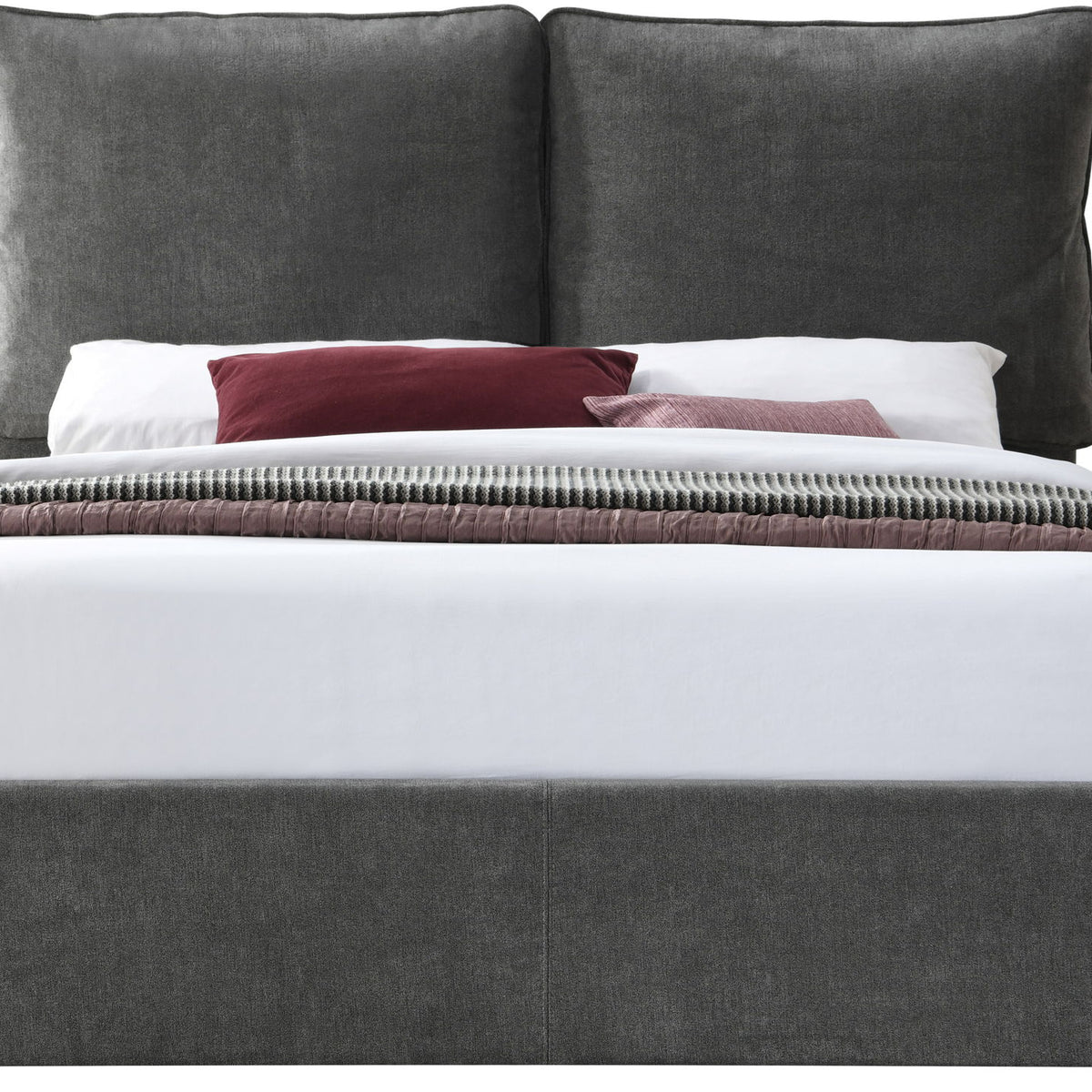 Misha - Bed