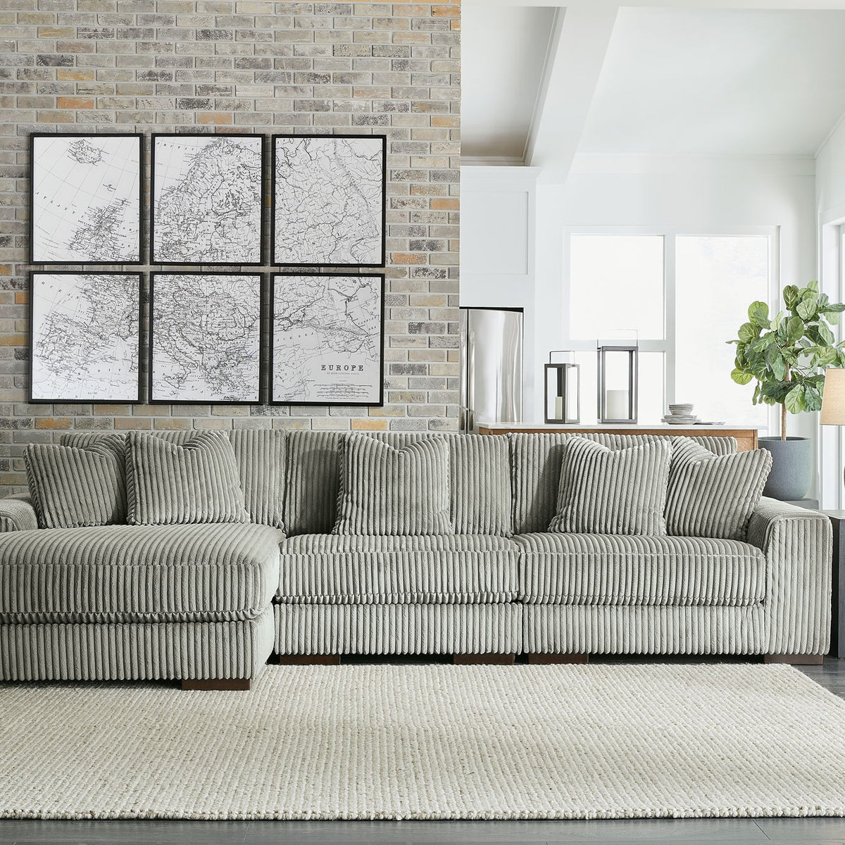 Lindyn - 3 Piece Sectional