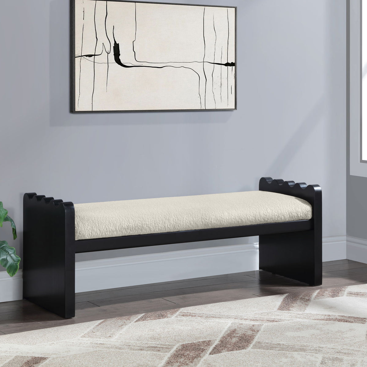 Sonia - Bench With Black Base