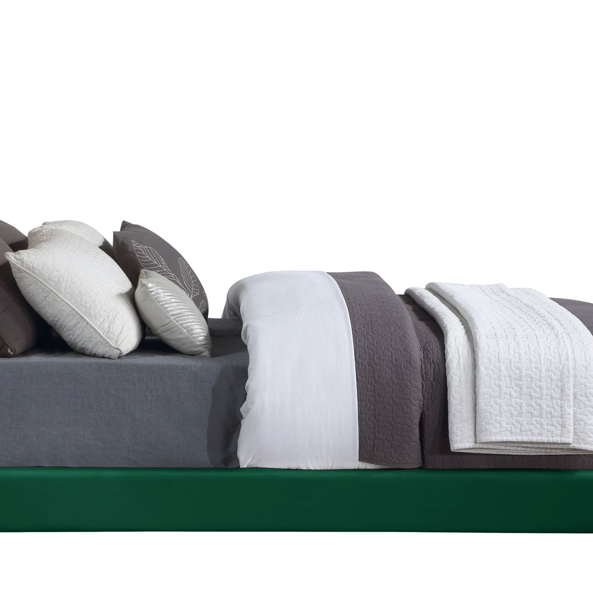 Harlie - Bed